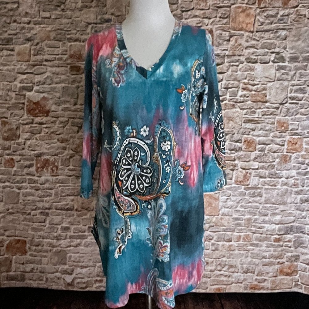 NWT Vibrant Paisley Tunic